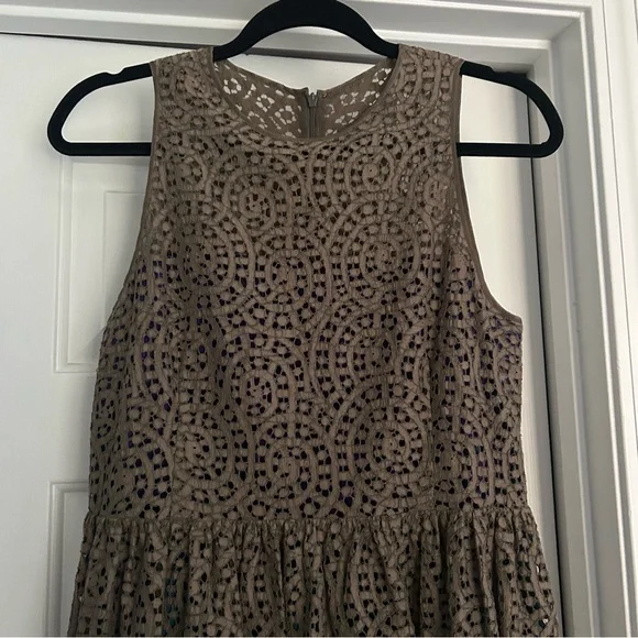 NEW Peter Cohen Elegant Eyelet Lace Sleeveless Dress - Olive Green 100% cotton - Picture 4 of 14